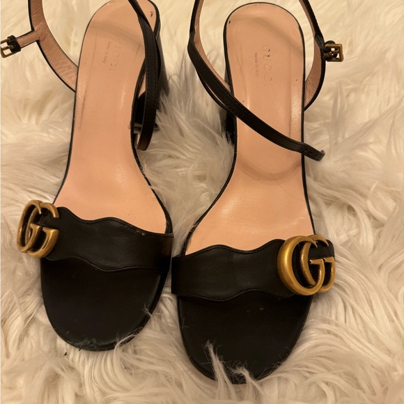 Gucci Women’s Mid-Heel Sandal - Picture 7 of 15